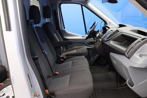 Ford TRANSIT Van 350 2,0 TDCi 170 hv A6 Etuveto Trend L3H2 - Korko alk.1,99%* Kiinte korko koko sopimusjan! - Siisti 170hv A6 Ford Transit, vm. 2018, 216 tkm (12 / 25)
